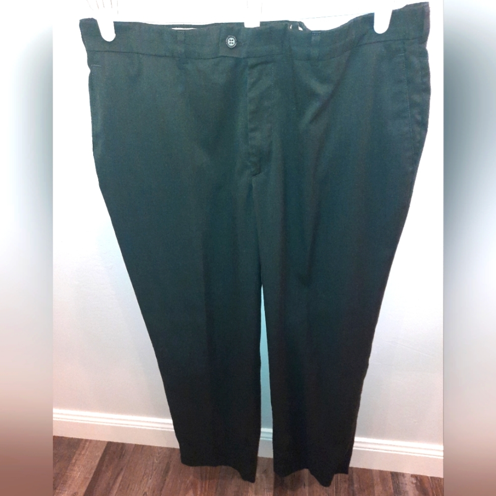 $ Men's Dockers charcoal color dress pants 38x32 excellent used condition